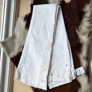 Free People White Women's flared Embroidered Jeans